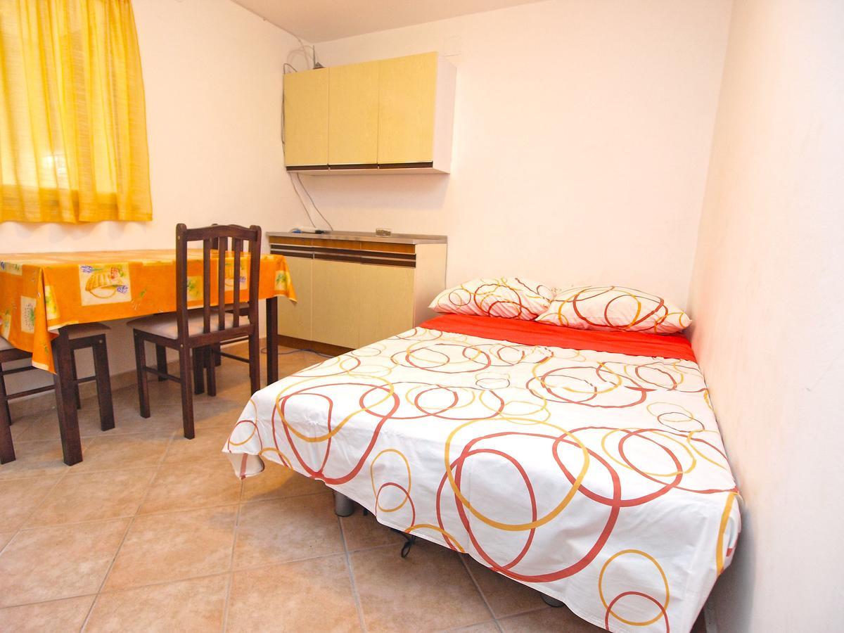Apartments Ivan 41 Pula Exterior foto